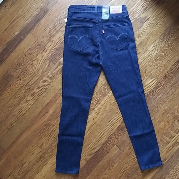 Women's Levi's High Rise Skinny Ankle Jeans - Picture 3 of 6
